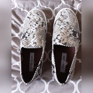 Steve Madden womens shoes size 9.5